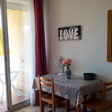 Abeille Apartmán